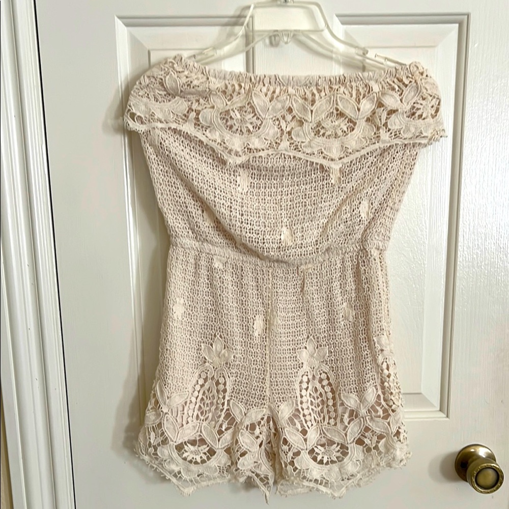Rewind Cream Lace Women Shorts